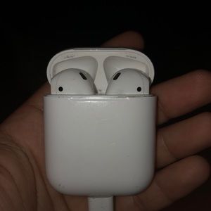 Apple Airpods
